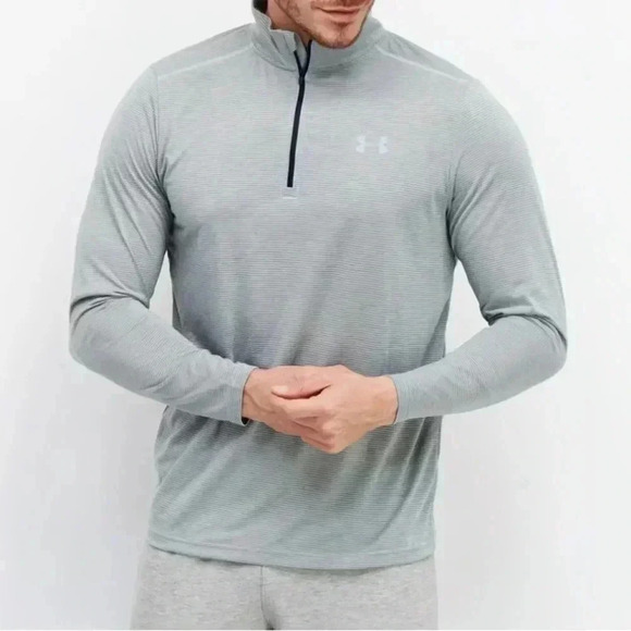 Under Armour Other - UNDER ARMOUR RUN HeatGear Quarter Zip Size‎ Small